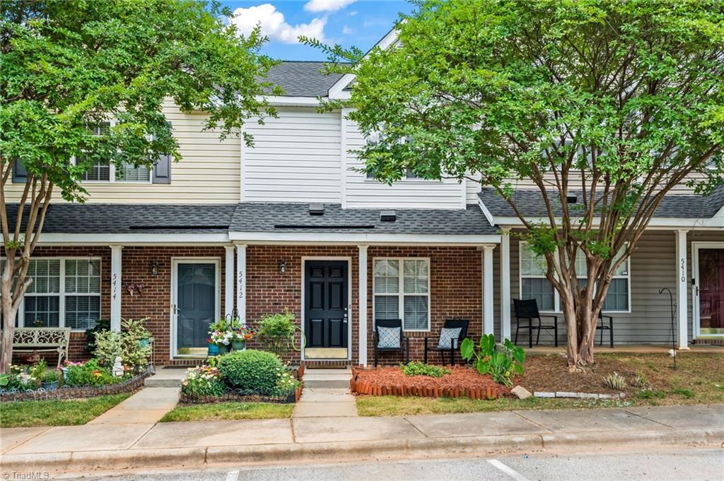 5412 Strasburg Drive