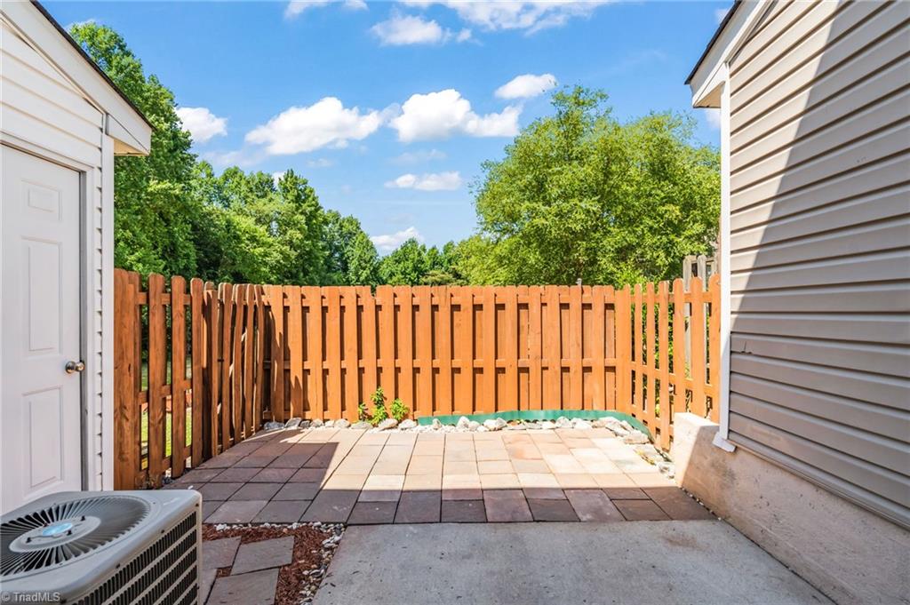 5412 Strasburg Drive