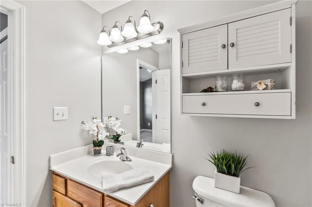 5412 Strasburg Drive