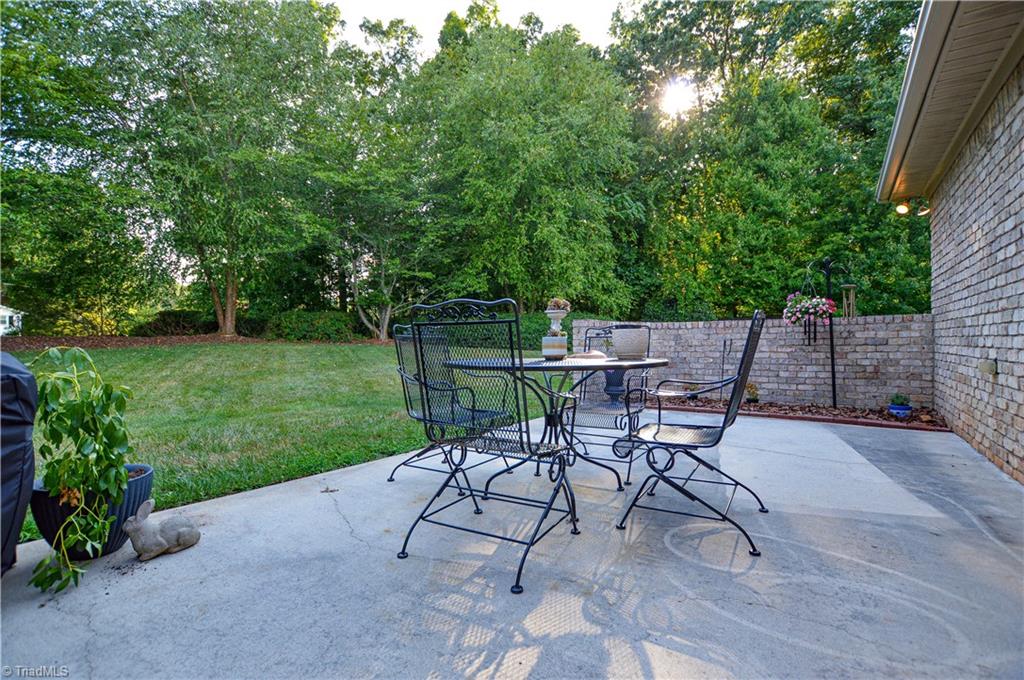 6311 Stone Gables Court