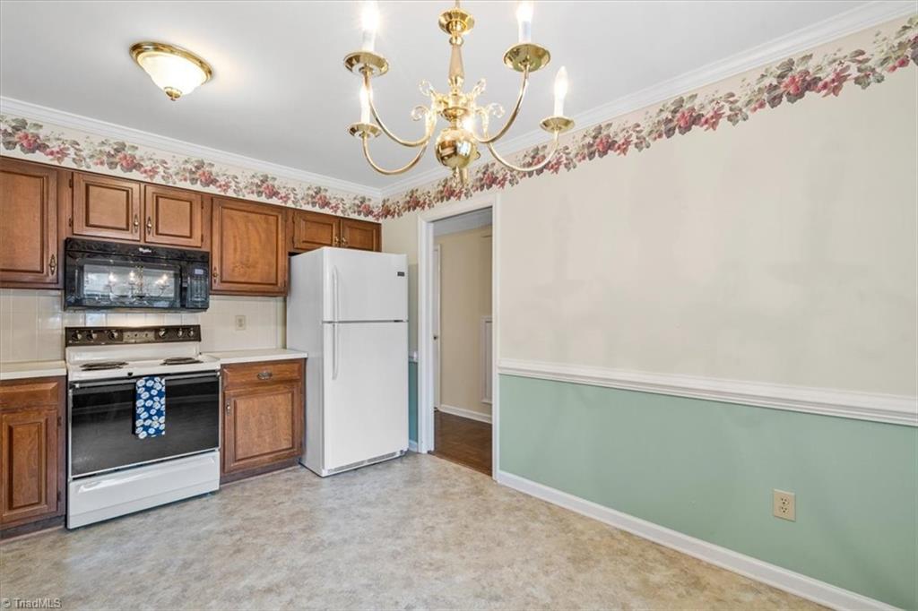 1113 Birch Tree Way