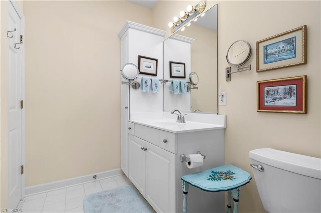 4454 Orchard Knob Lane