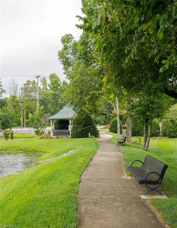 4454 Orchard Knob Lane