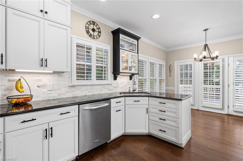 5718 Bayleaf Lane