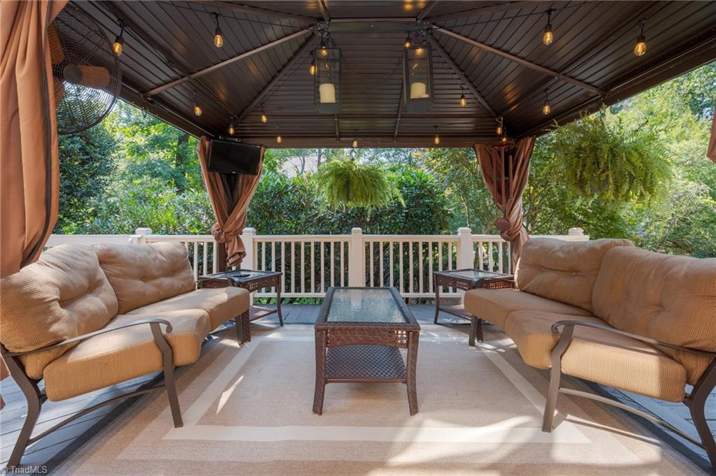 5718 Bayleaf Lane