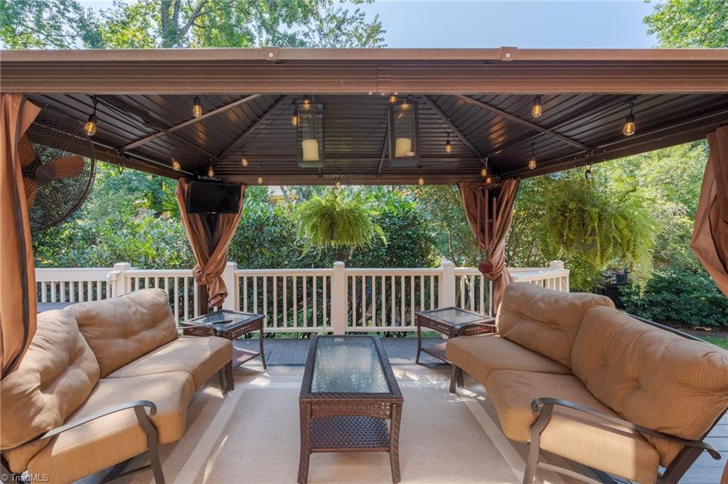5718 Bayleaf Lane
