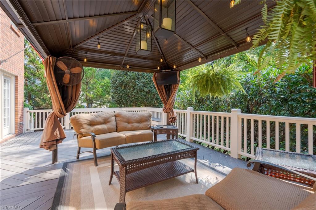 5718 Bayleaf Lane