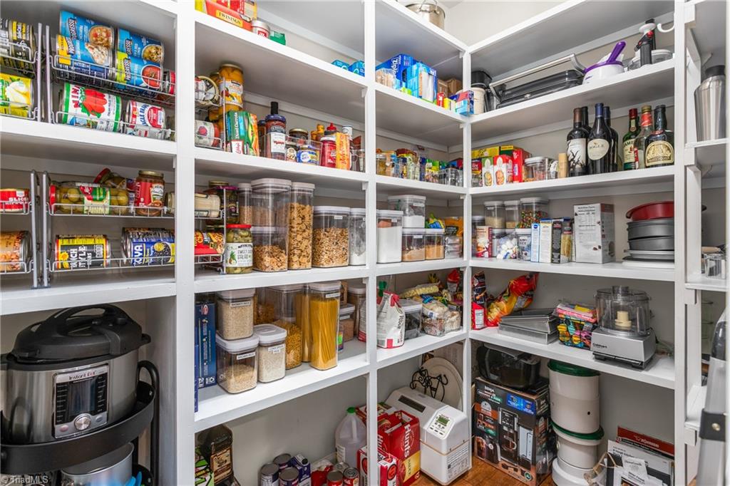 122 Tall Timber Drive