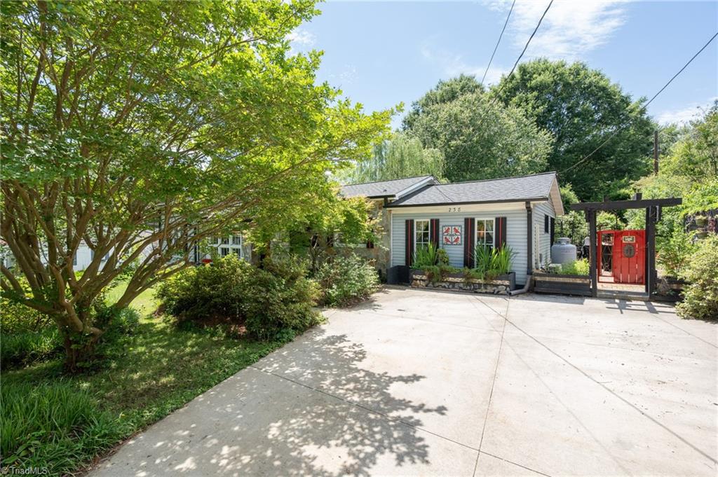 238 Maple Street