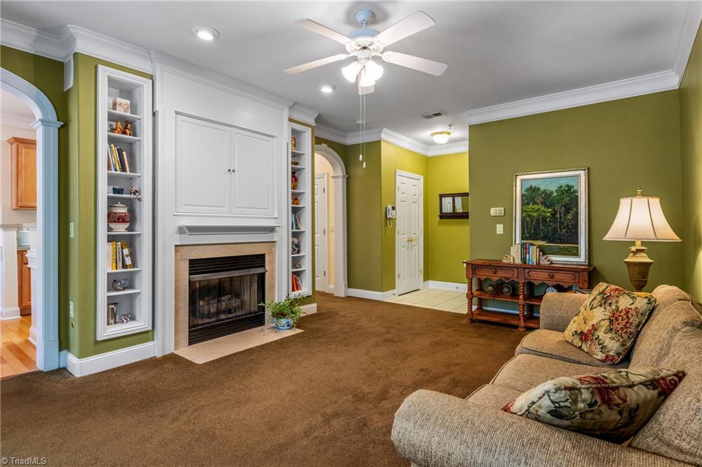 522 College Road # 107