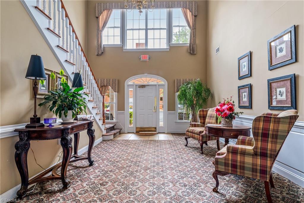 522 College Road # 107