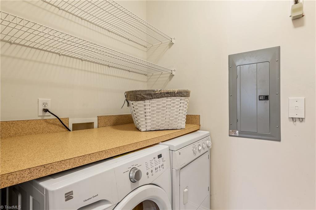 522 College Road # 107