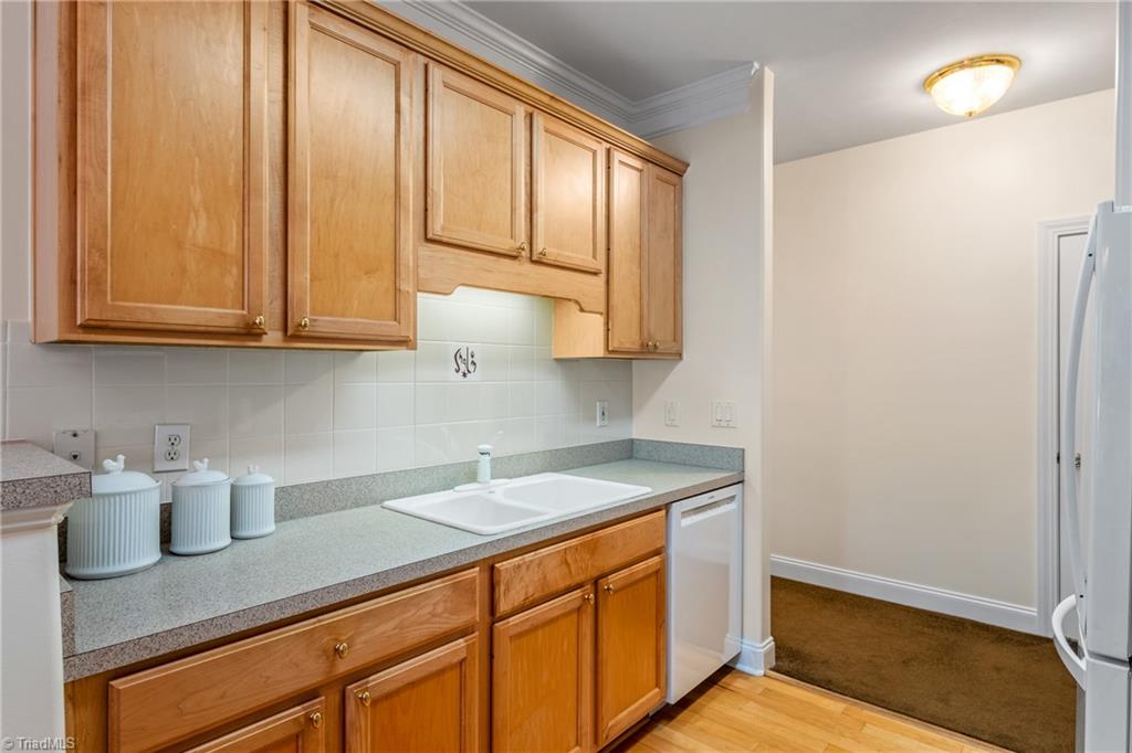 522 College Road # 107