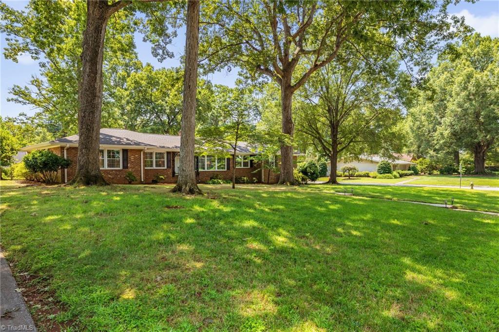 712 Pebble Drive