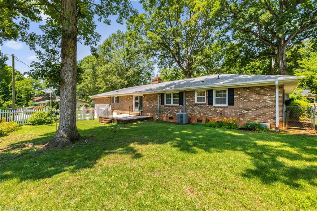 712 Pebble Drive
