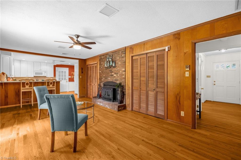 712 Pebble Drive