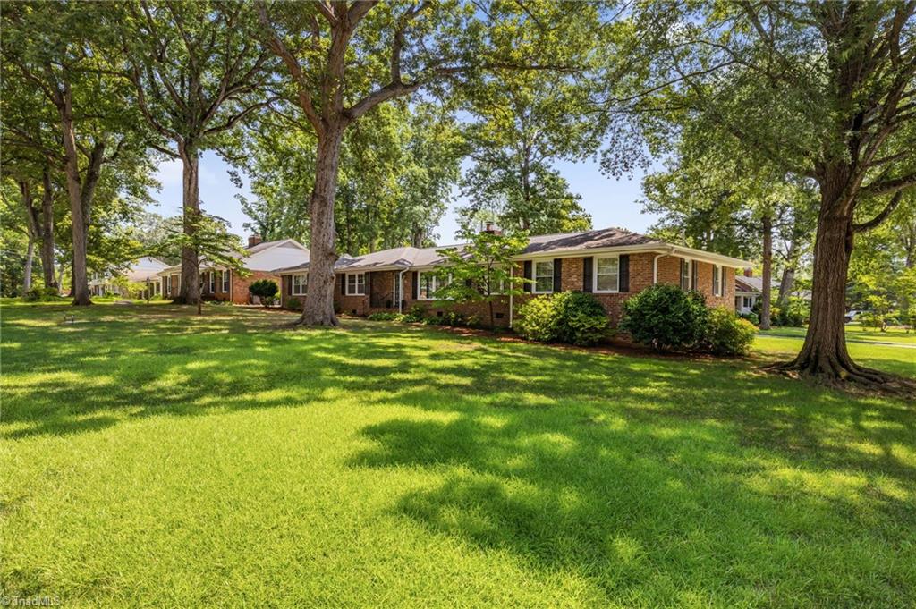 712 Pebble Drive