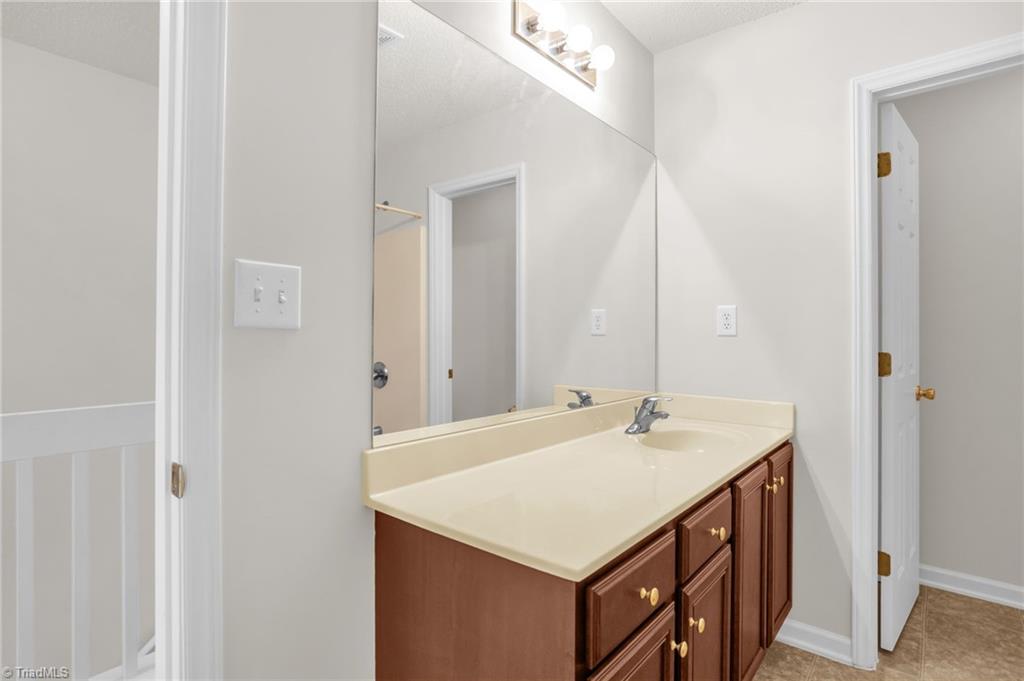 529 Oxford Street, Winston-Salem