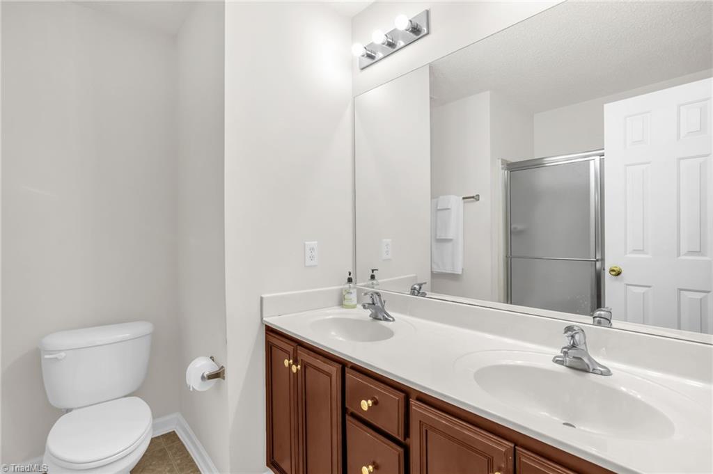 529 Oxford Street, Winston-Salem