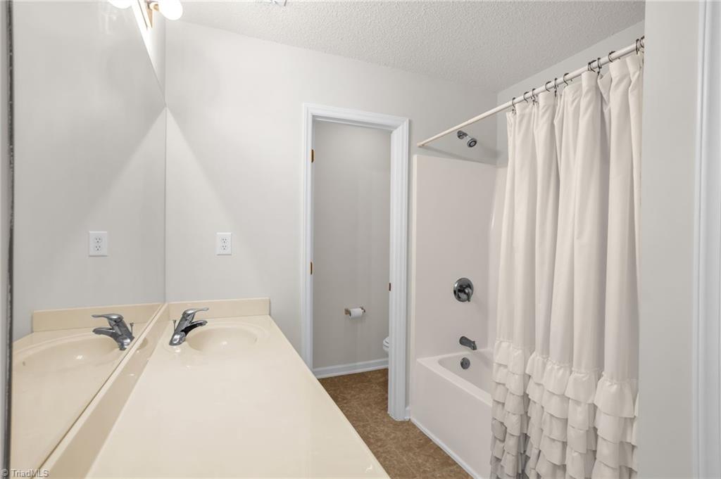 529 Oxford Street, Winston-Salem