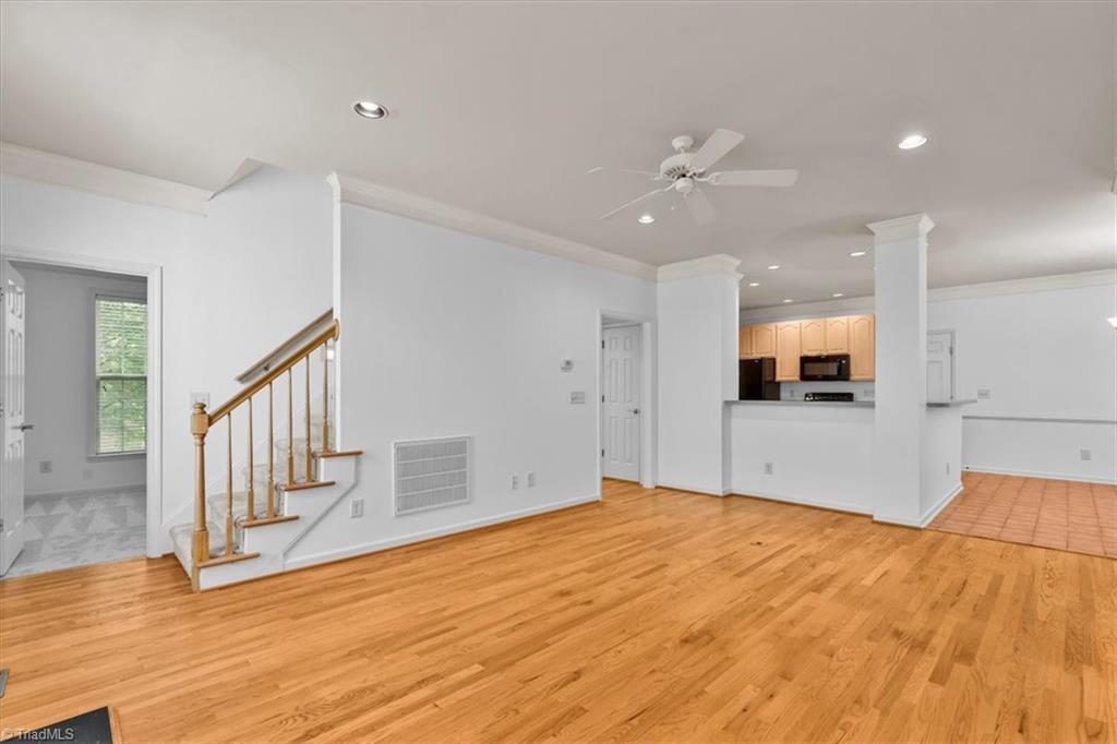 5 Holly Springs Lane