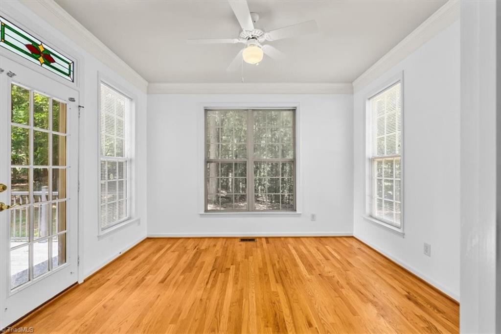 5 Holly Springs Lane