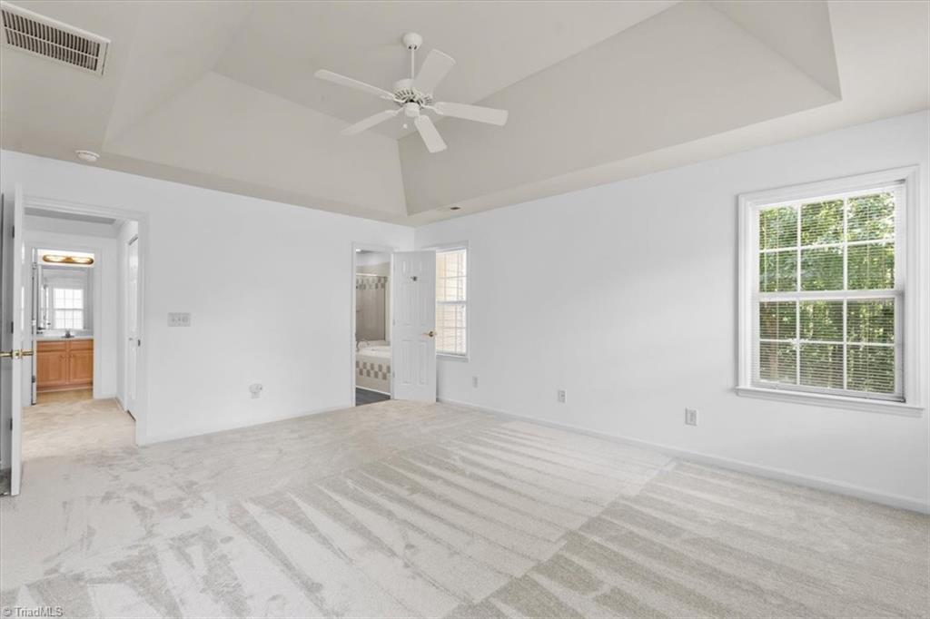 5 Holly Springs Lane