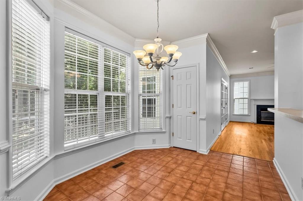 5 Holly Springs Lane
