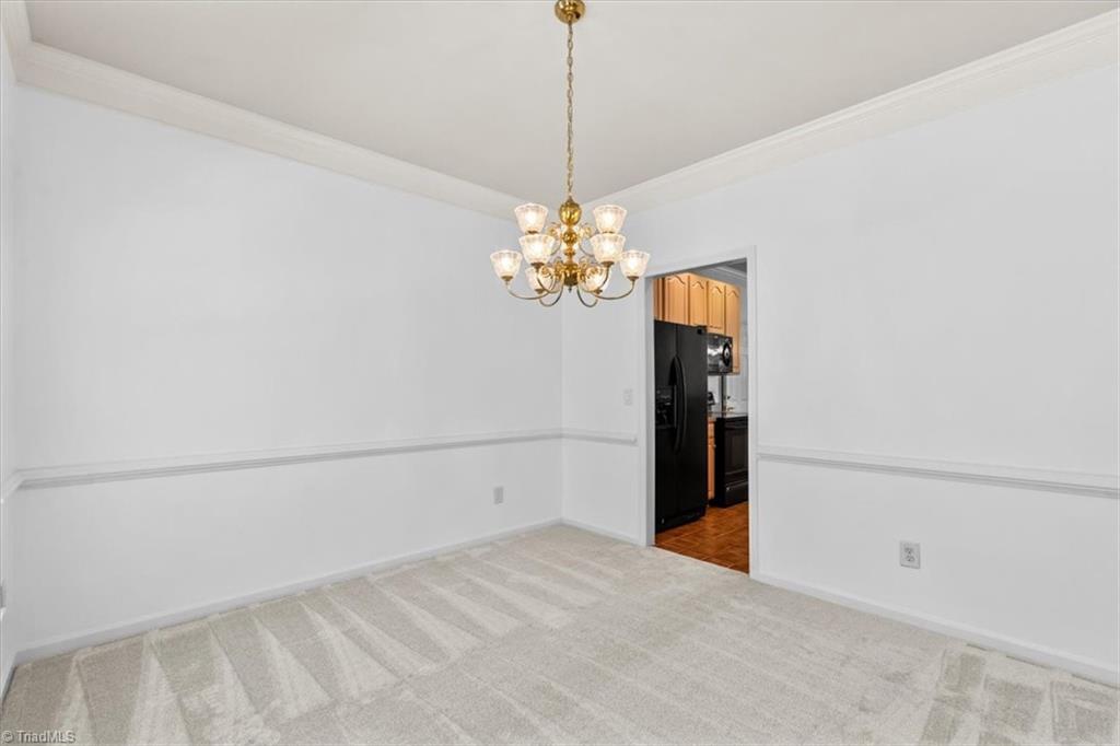 5 Holly Springs Lane