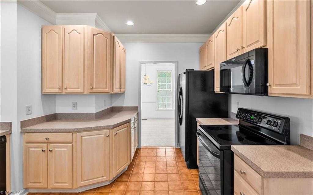 5 Holly Springs Lane