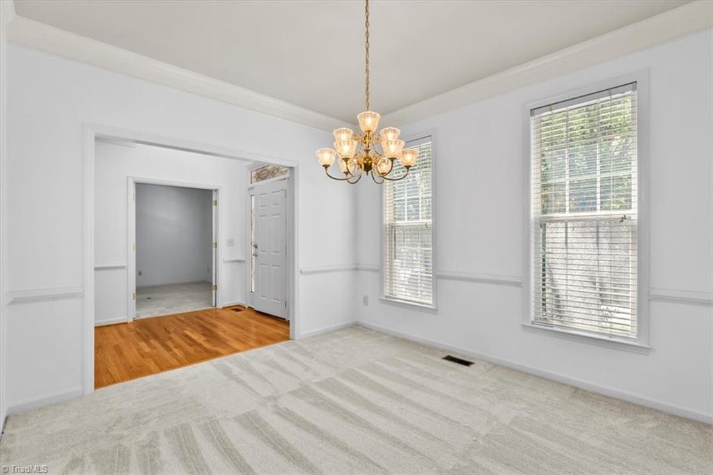 5 Holly Springs Lane