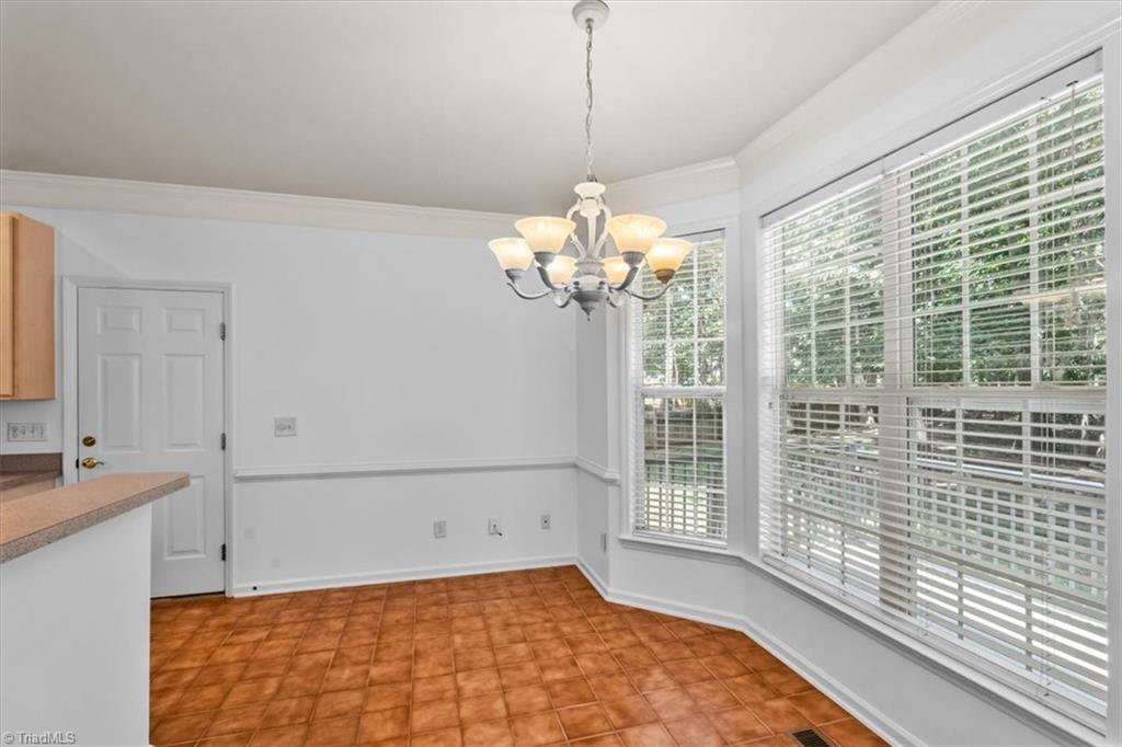 5 Holly Springs Lane