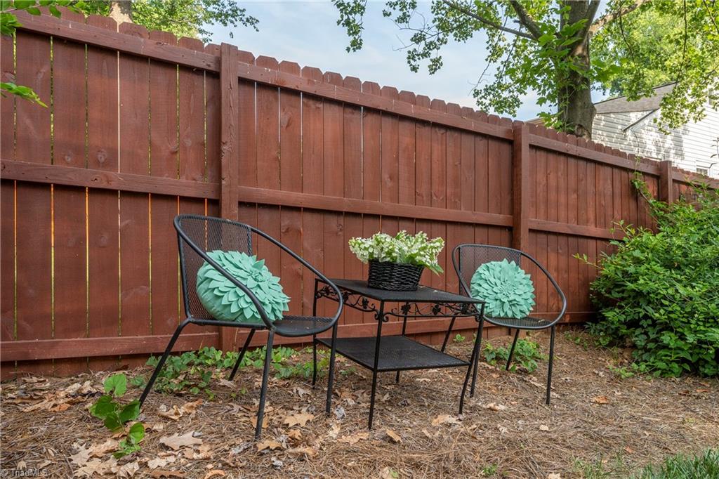 2809 Springwood Drive