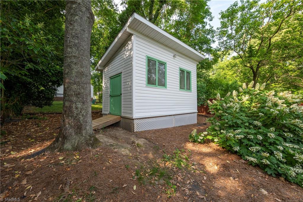 2809 Springwood Drive