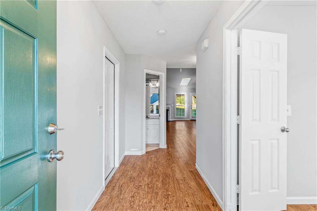 4696 Glengarry Circle