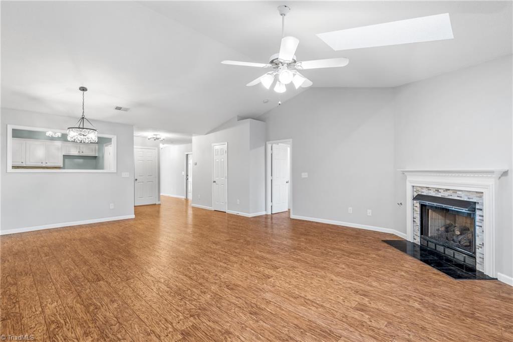 4696 Glengarry Circle