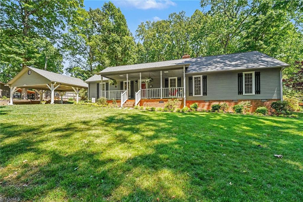 4903 Forest Oaks Drive