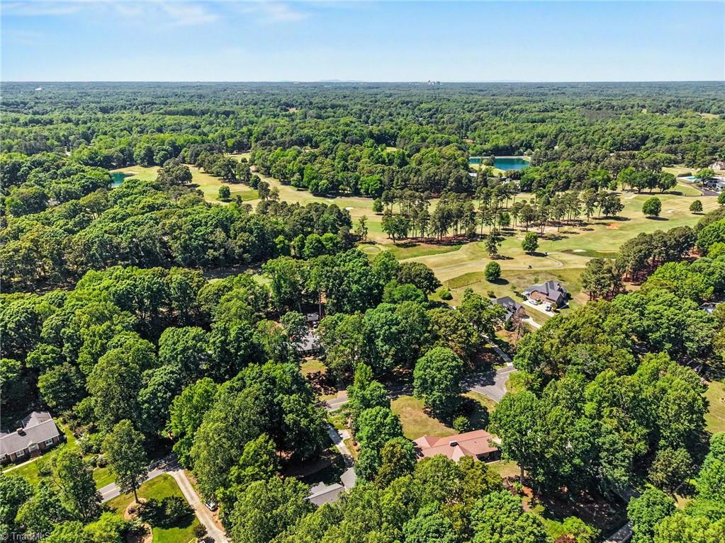 4903 Forest Oaks Drive