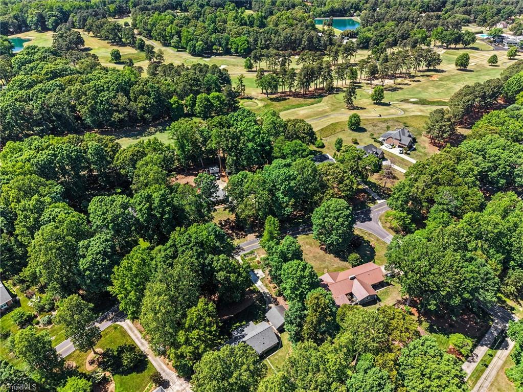 4903 Forest Oaks Drive