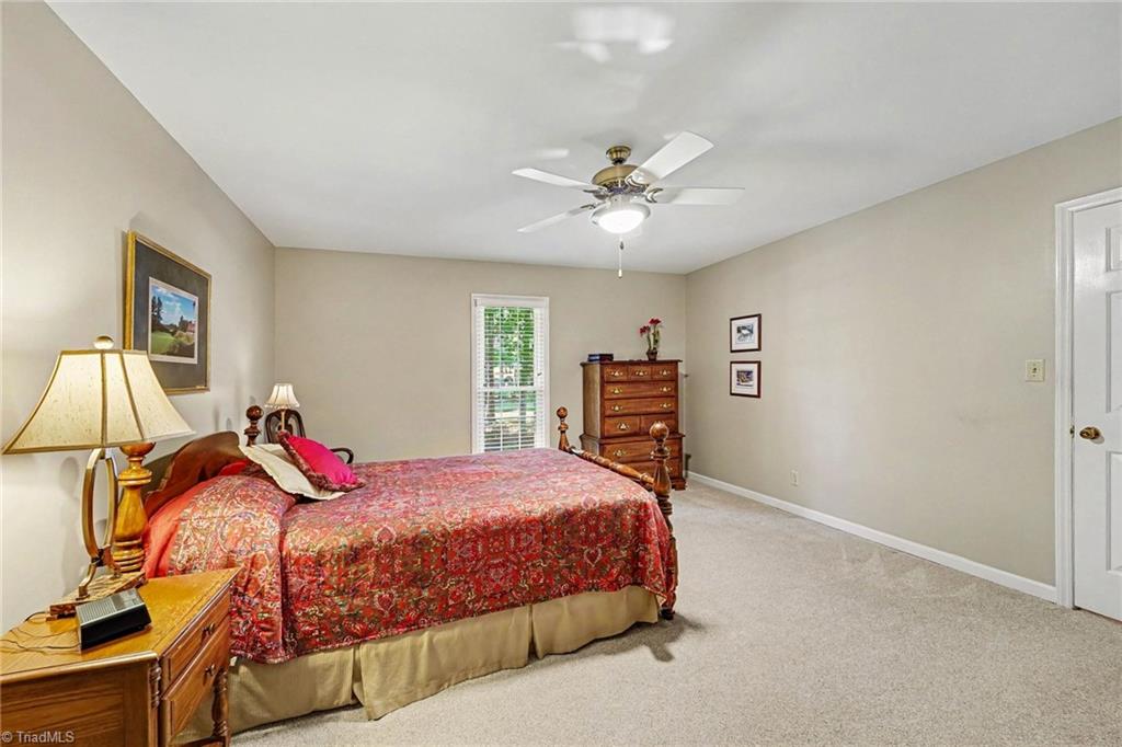 4903 Forest Oaks Drive