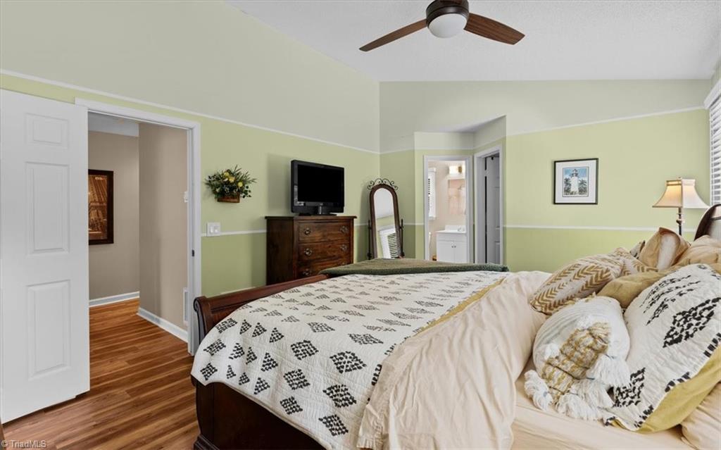 2418 Quaker Landing Road