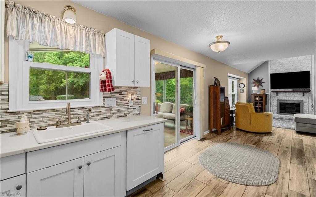 2418 Quaker Landing Road