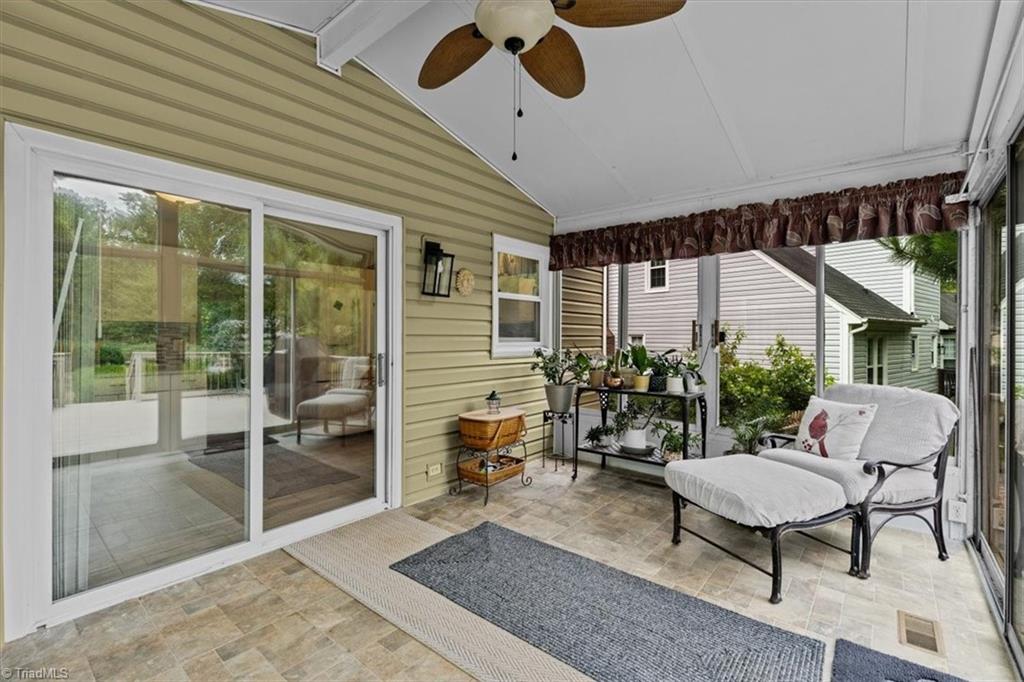 2418 Quaker Landing Road