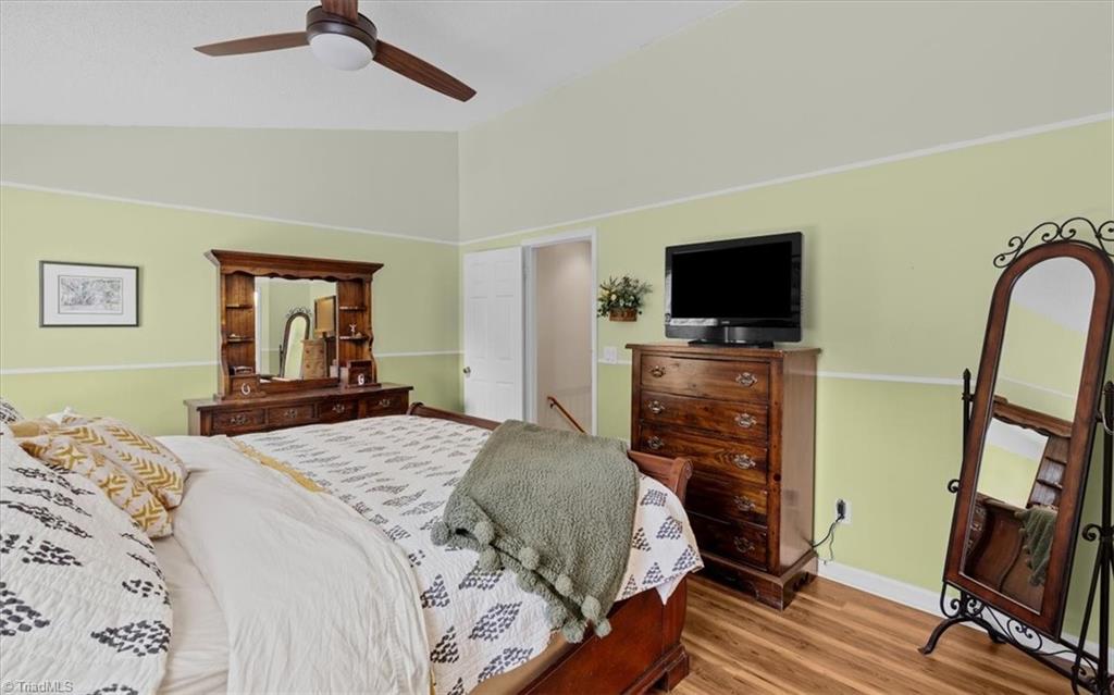 2418 Quaker Landing Road