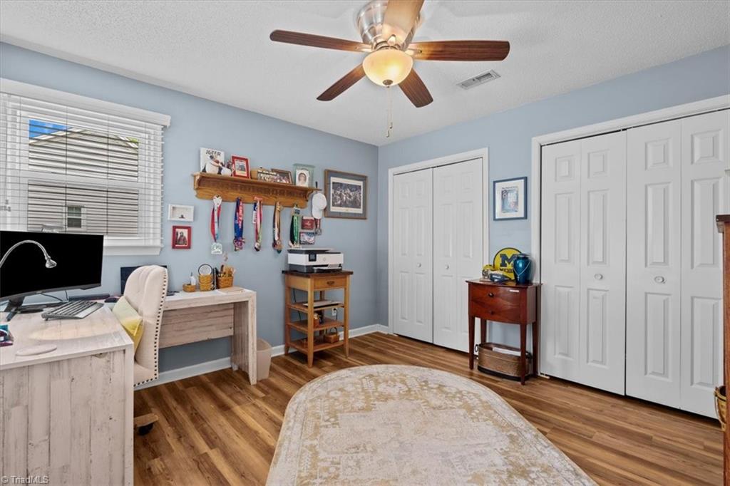 2418 Quaker Landing Road