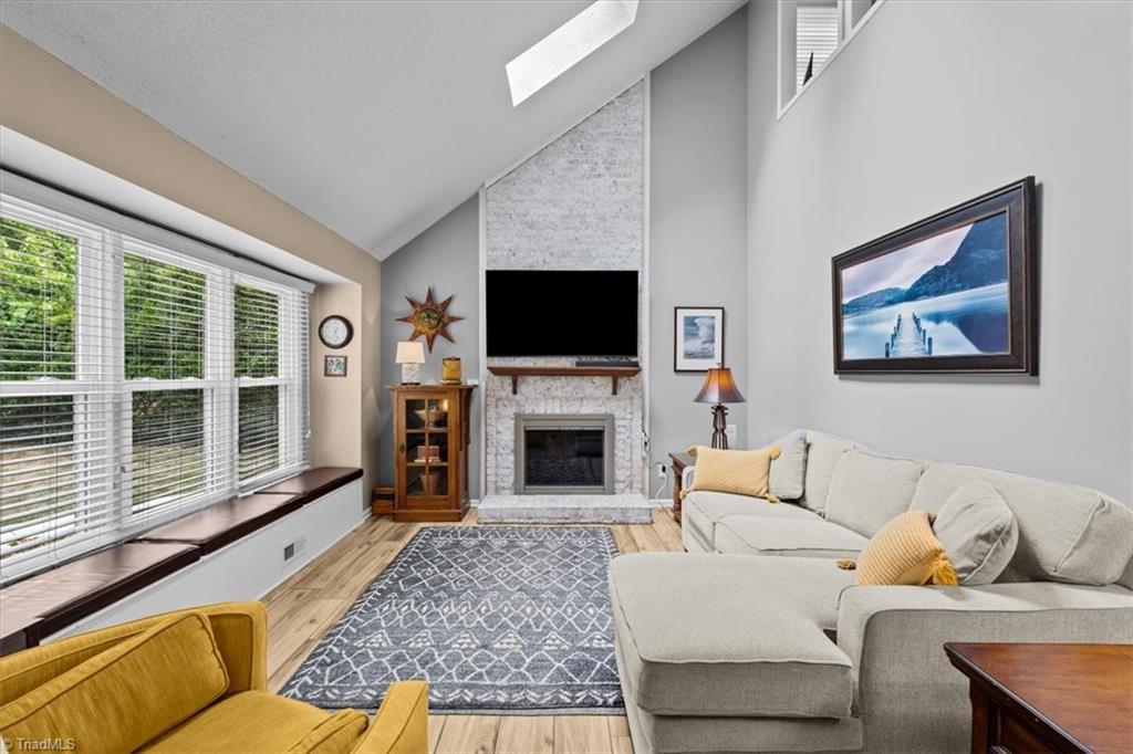 2418 Quaker Landing Road