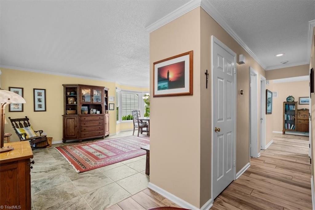2418 Quaker Landing Road
