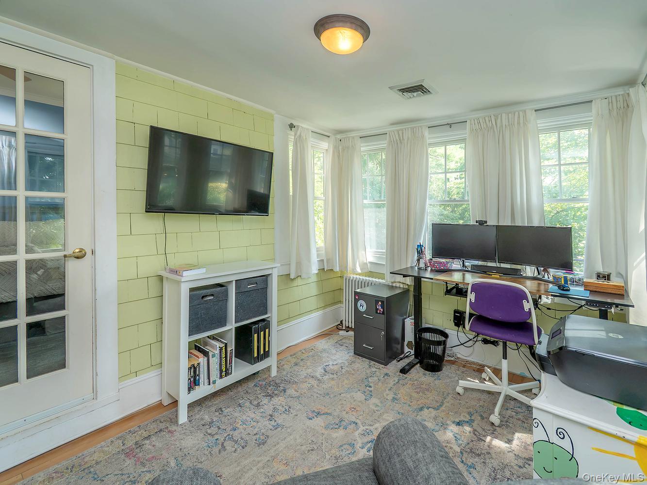150 Franklin Avenue