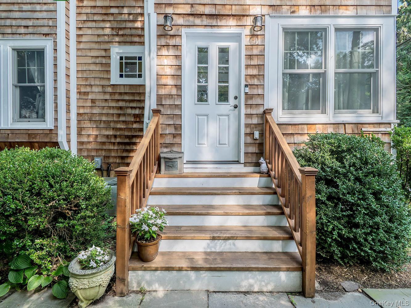 150 Franklin Avenue