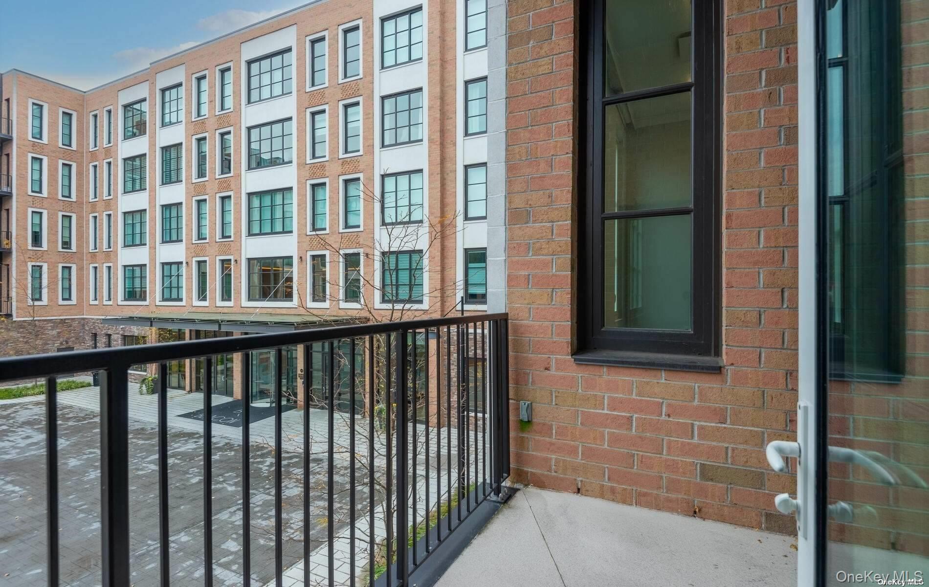 100 Garvies Point Road Unit: 1014